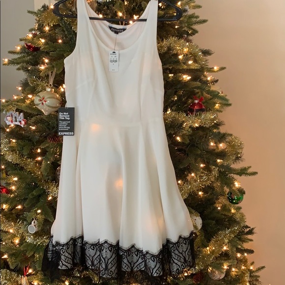 Express Dresses & Skirts - 🖤Host Pick🖤 NWT Size 0 Express Beautiful Dress